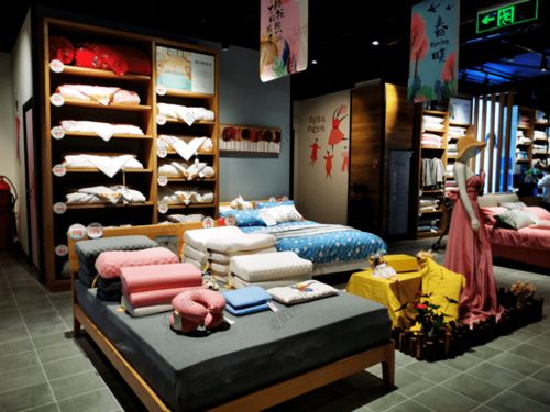 胖东来 精于陈列，赢在细节——食品百货与日用品销售之道